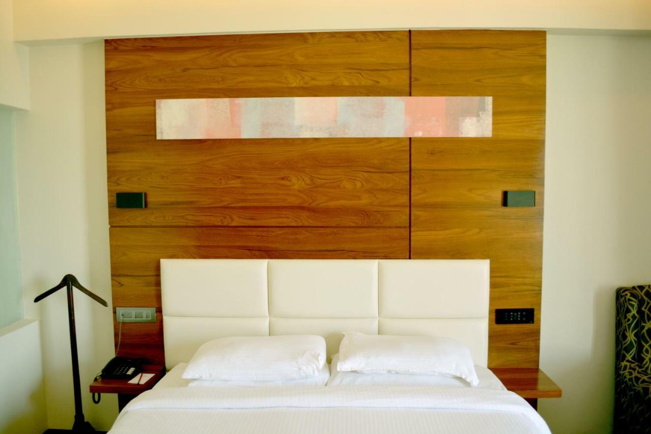 Rk Residency Hotel Tiruppur Buitenkant foto